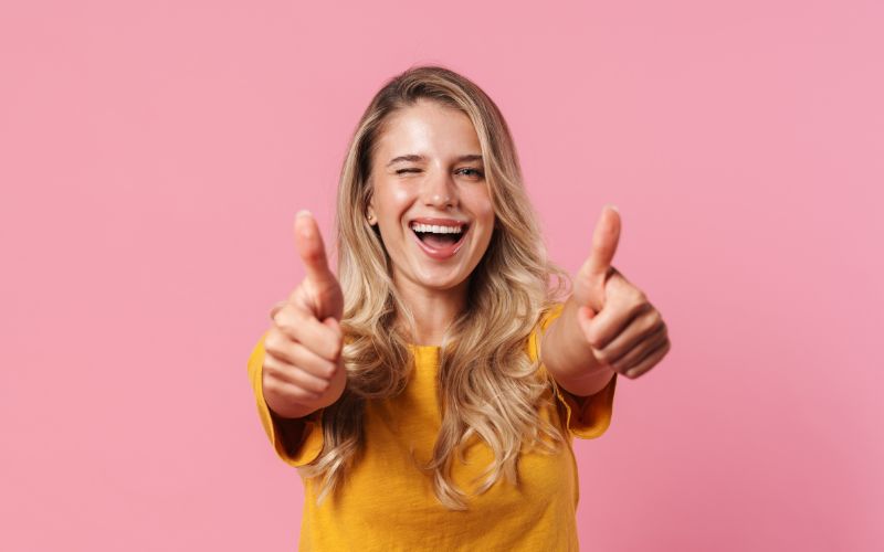 Blog Banner_Make Your Brand Stand Out Using Personal Photos