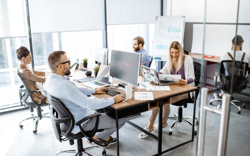 Blog Banner_Outsourcing When and Why you Should (and Shouldn’t) Do It