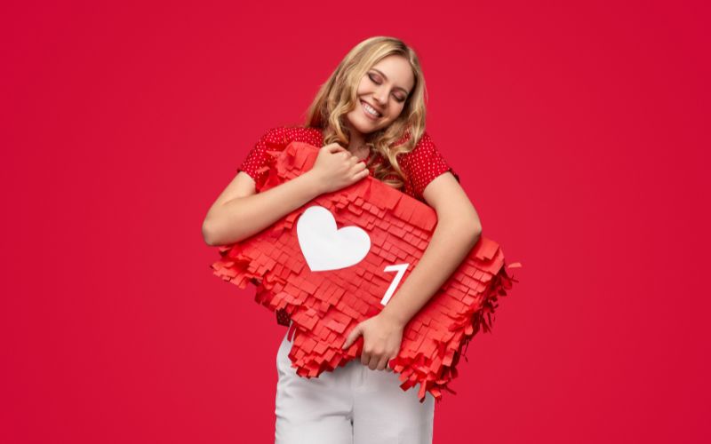 Blog Banner_Why You Should Hire a Social Media Agency