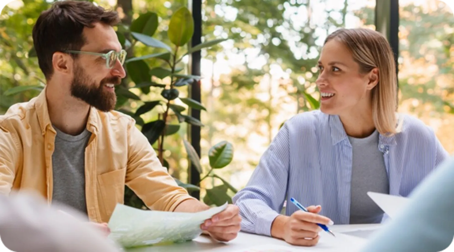 Social media marketing services company helping brands plan, publish, and manage content across major platforms.